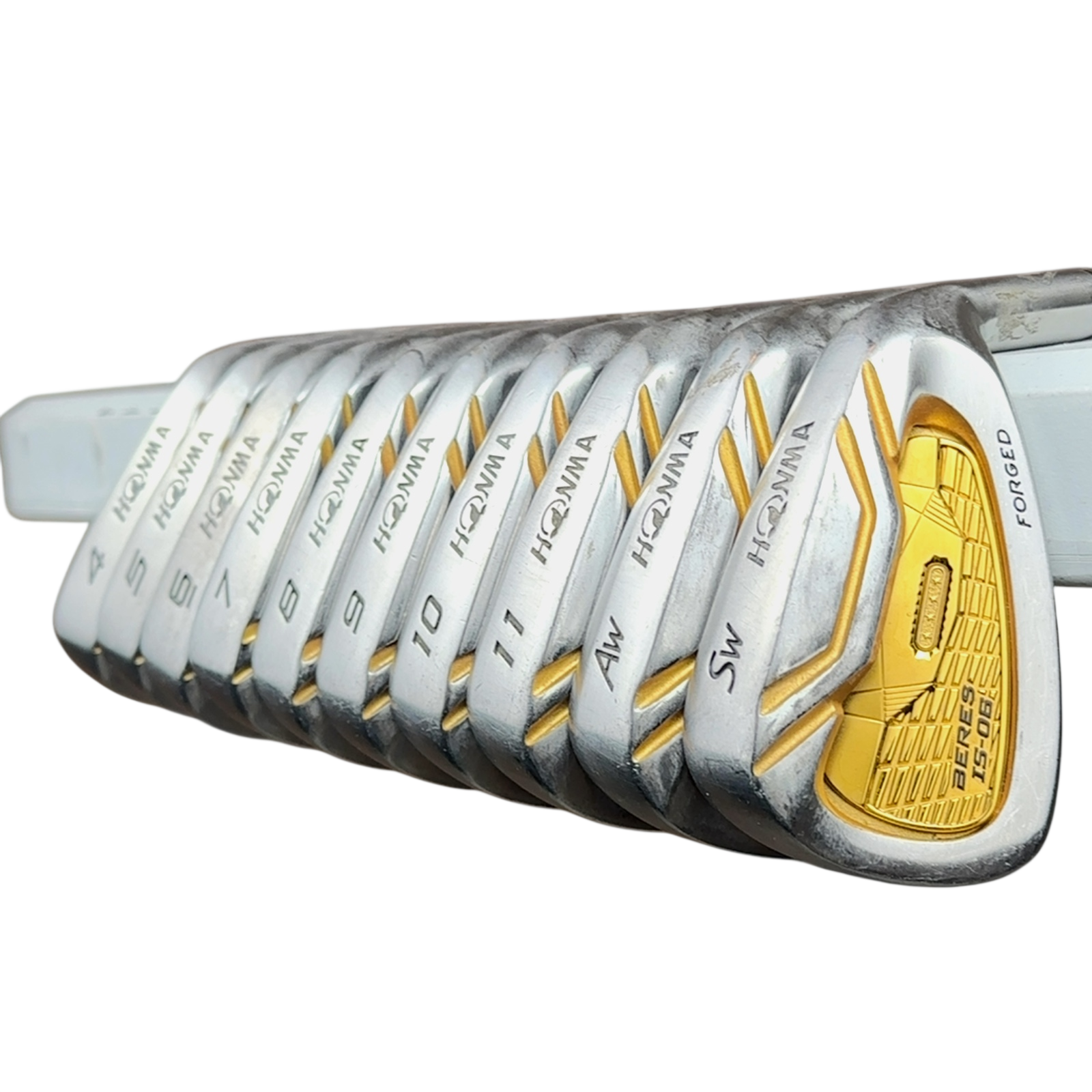 Honma Beres IS-06 Jernsæt / 4-PW+AW+GW+SW / Flex Regular / Grafit