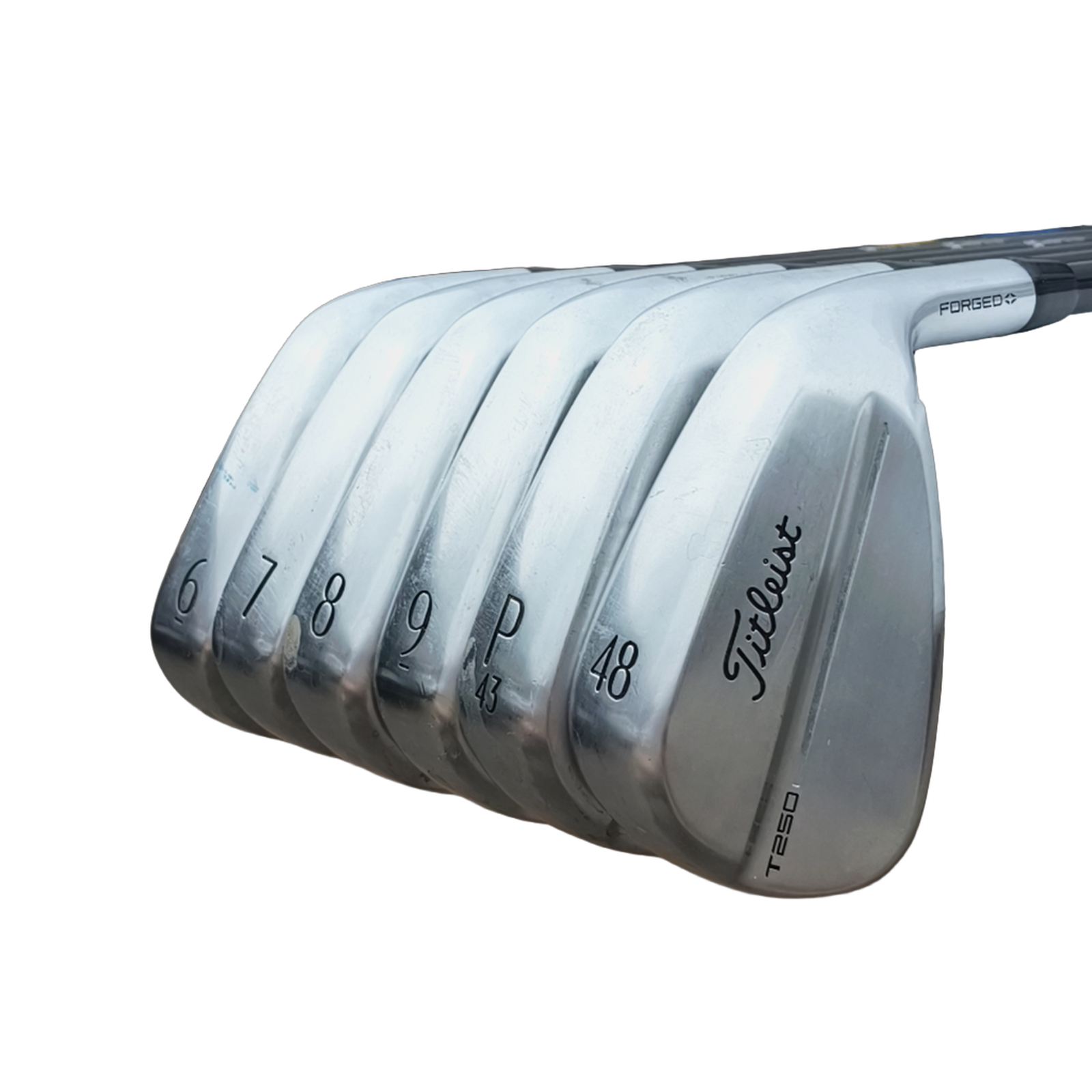 Titleist T250 Jernsæt / 6-PW+GW / Flex Stiff / Grafit [model:birefnet-general] [bg:handrolled]