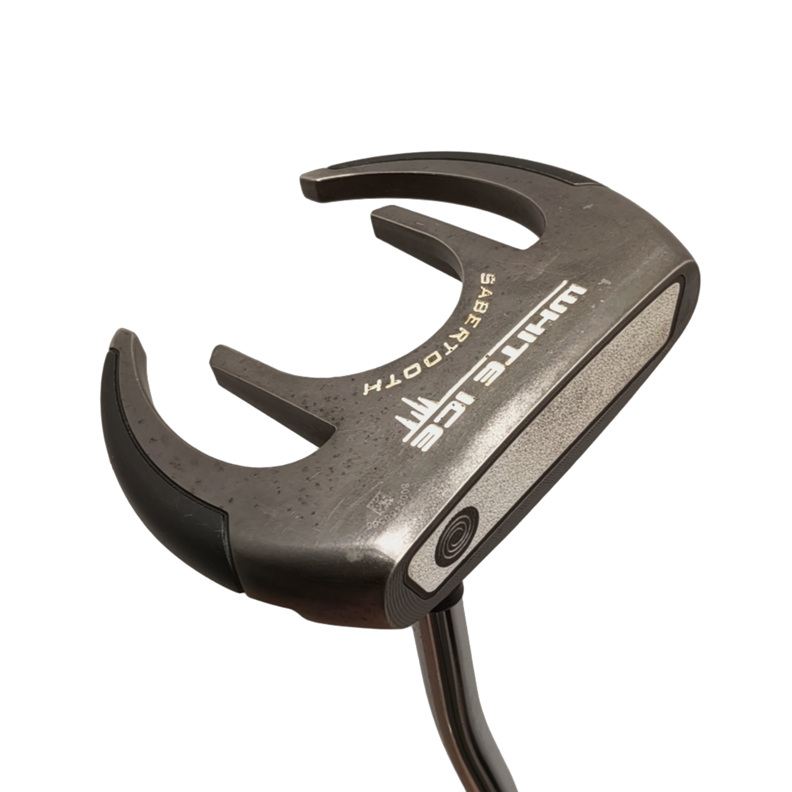 Odyssey White Ice Sabertooth Putter / 34" [model:birefnet-general] [bg:handrolled]