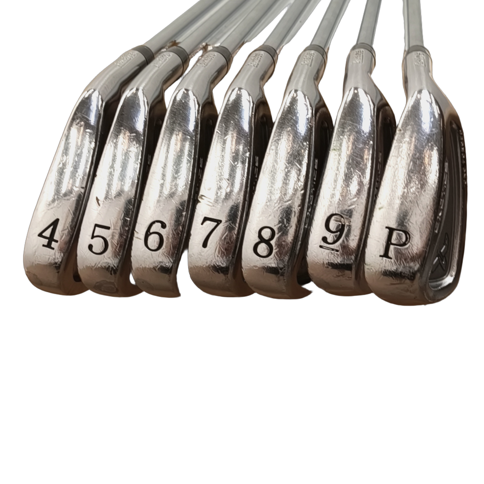 Tour Edge Exotics Jernsæt / 4-PW / Flex Stiff / Stål [model:birefnet-general] [bg:handrolled]