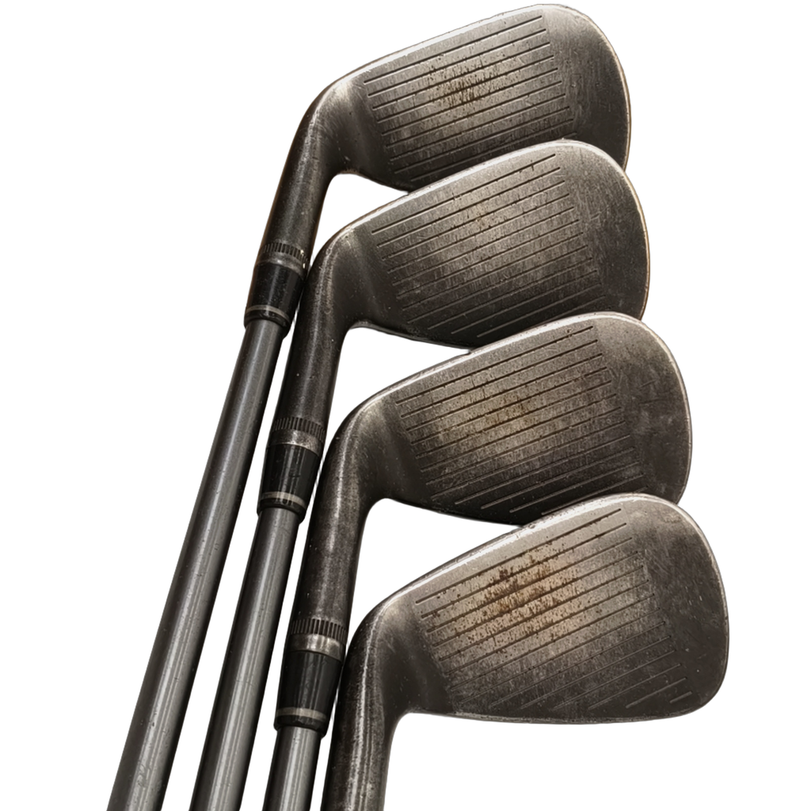 Wilson Staff FG Tour M3 Jernsæt / 4-PW+GW / Flex Regular / Grafit [model:birefnet-general] [bg:handrolled]
