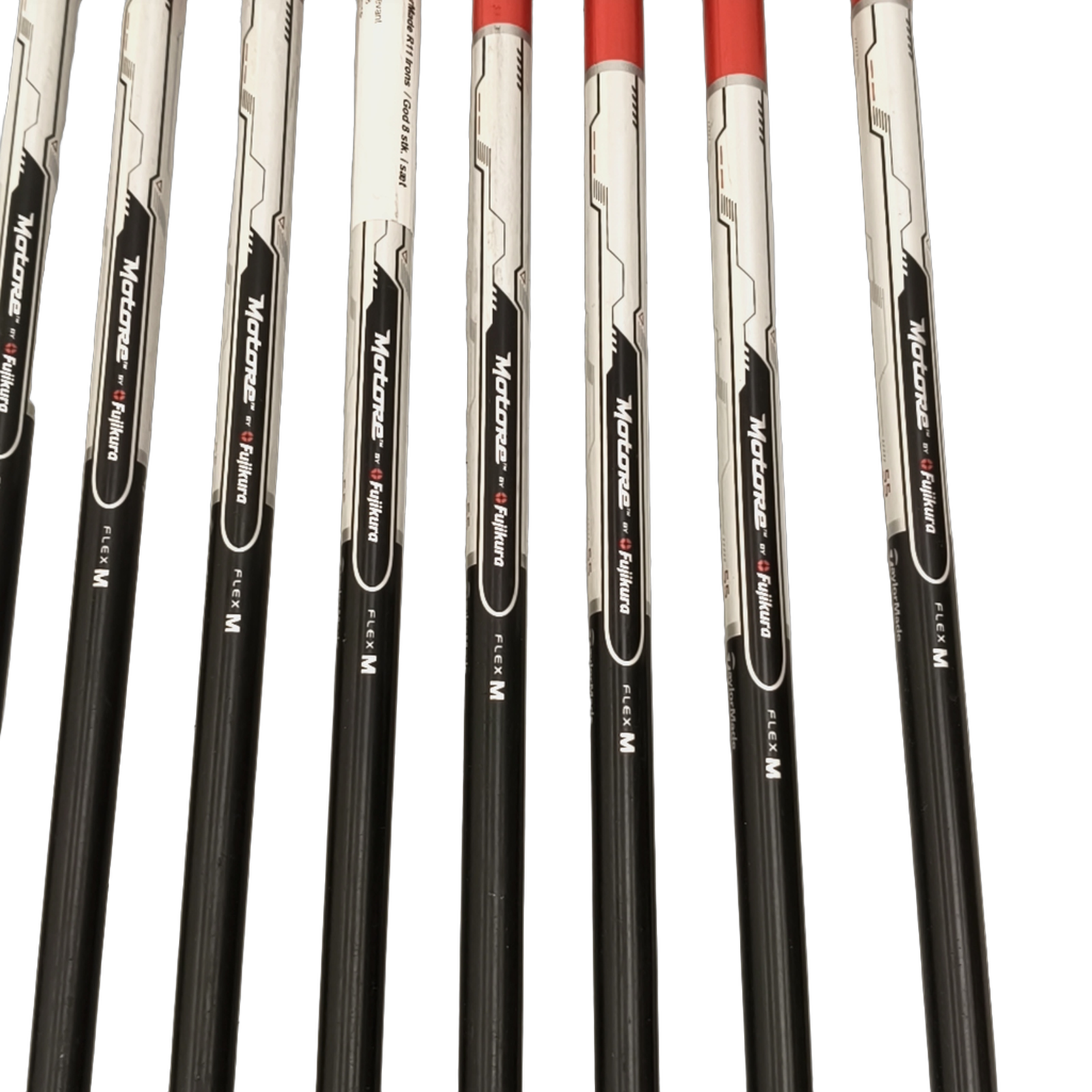 TaylorMade R11 Jernsæt / 4-PW+GW / Flex Regular / Grafit [model:birefnet-general] [bg:handrolled]