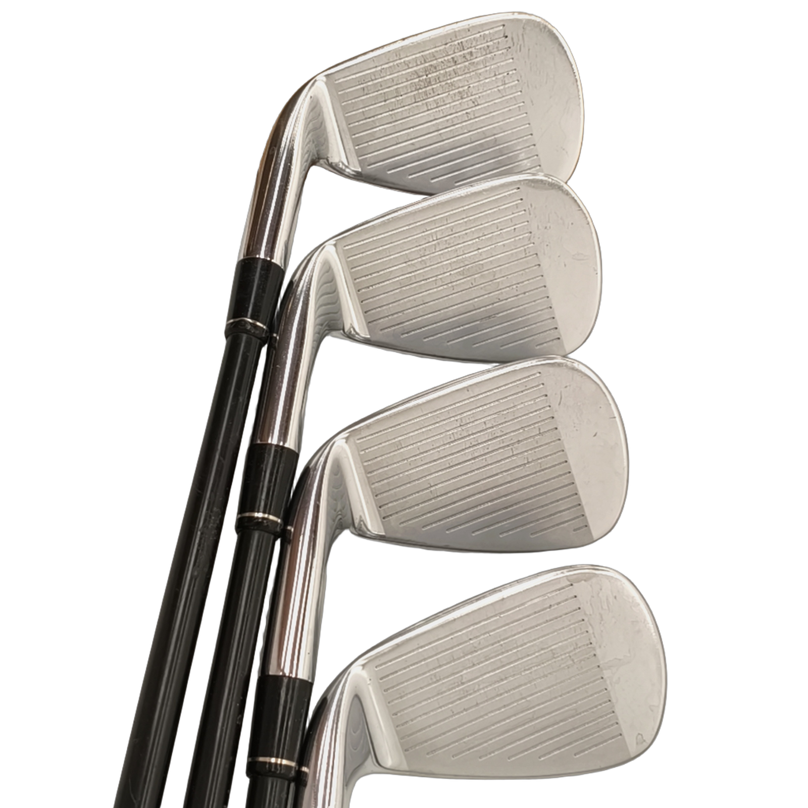 TaylorMade R11 Jernsæt / 4-PW+GW / Flex Regular / Grafit [model:birefnet-general] [bg:handrolled]