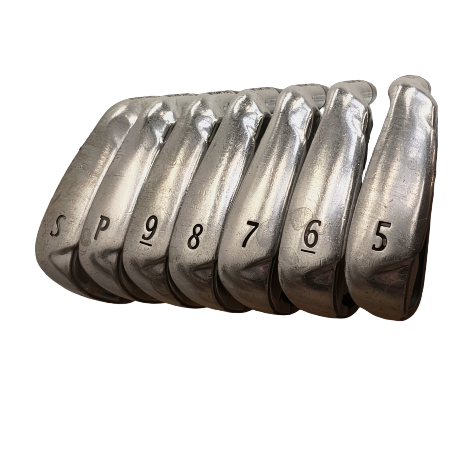 Wilson Staff D100 Juego de hierros / 5-PW+SW / Flex Regular / Grafito [model:birefnet-general] [bg:handrolled]