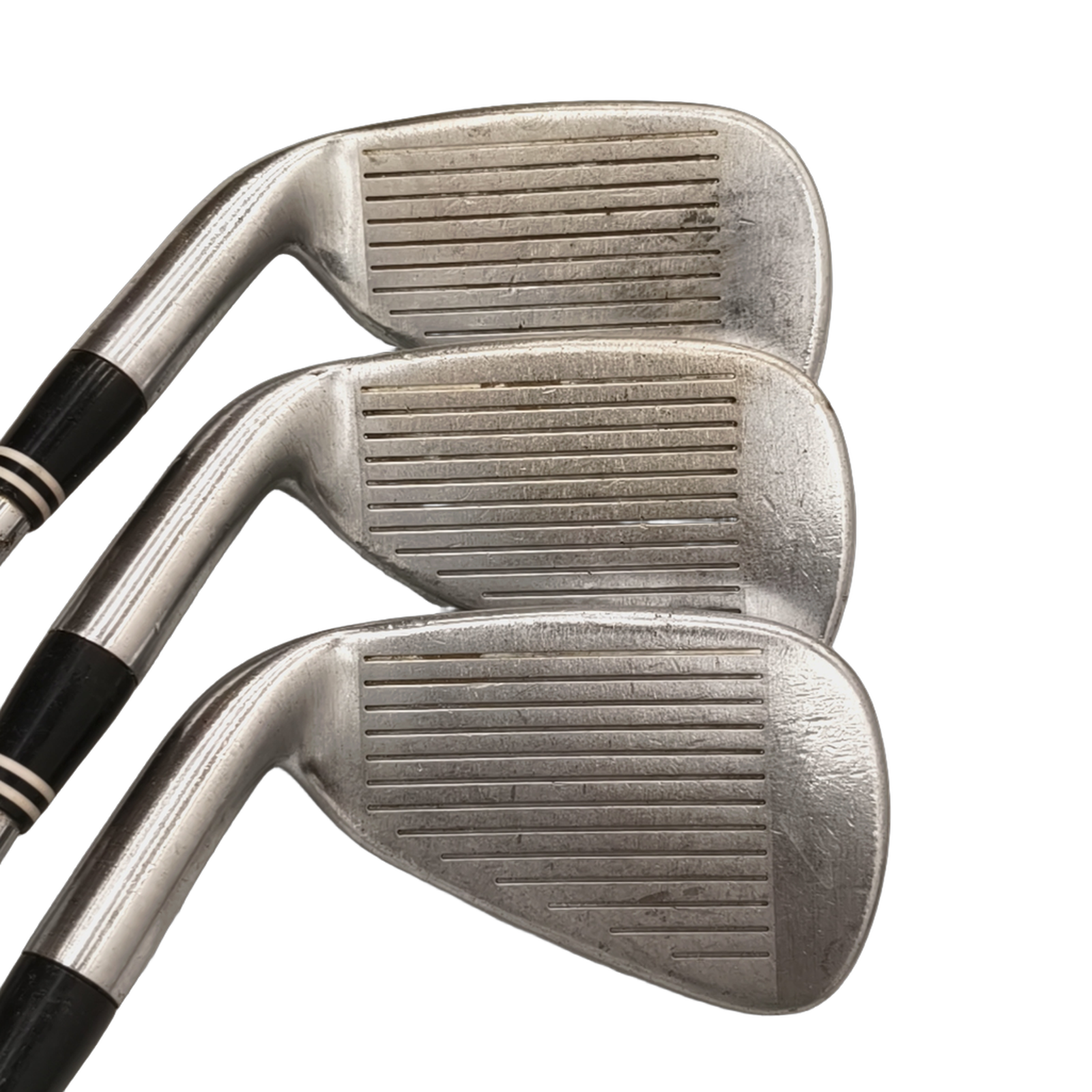 Cleveland CG4 Jernsæt / 4-6i+8-9i+PW / Flex Stiff / Stål [model:birefnet-general] [bg:handrolled]