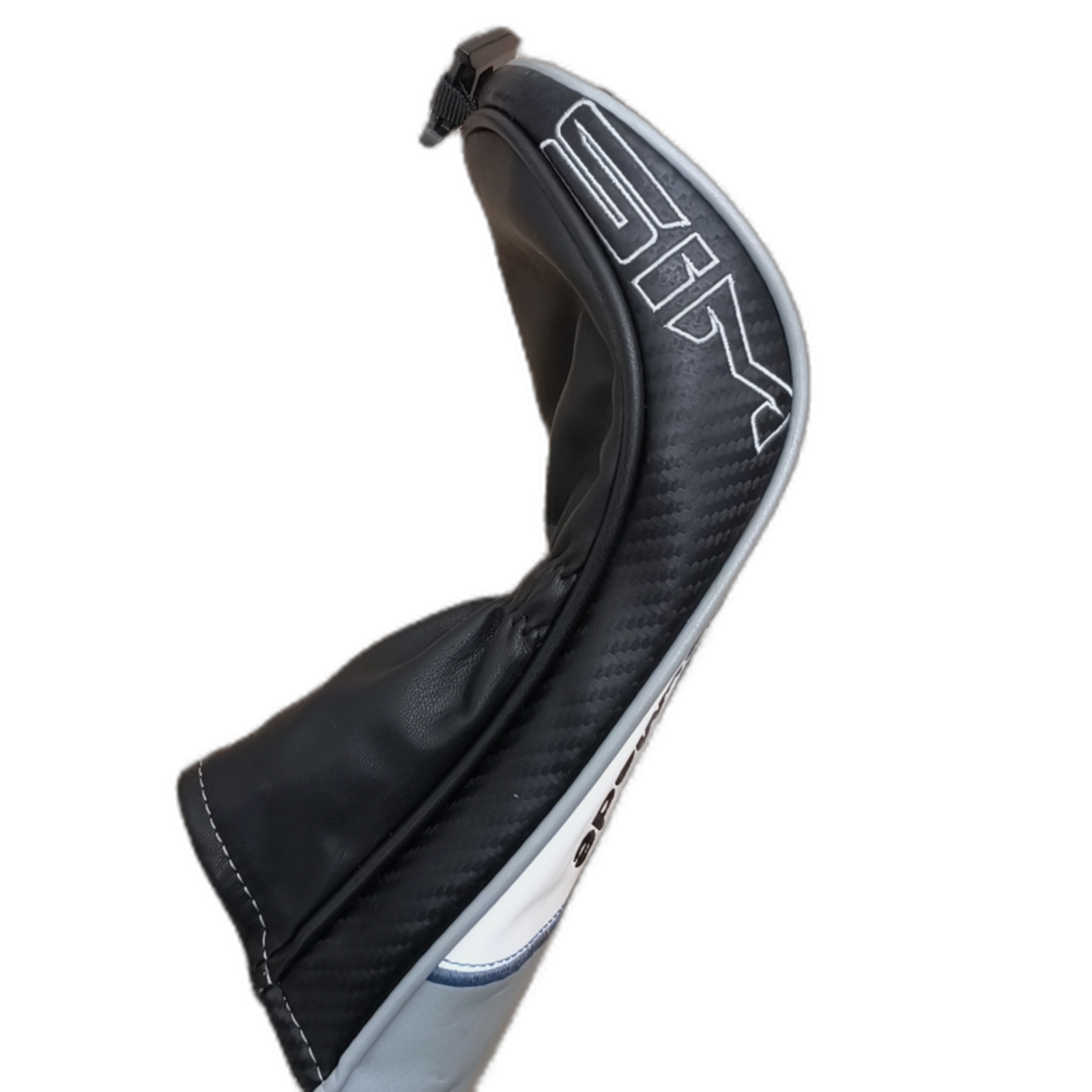 TaylorMade SIM Titanium Fairway Wood / Flex Regular / #3/15 [model:silueta] [bg:handrolled]