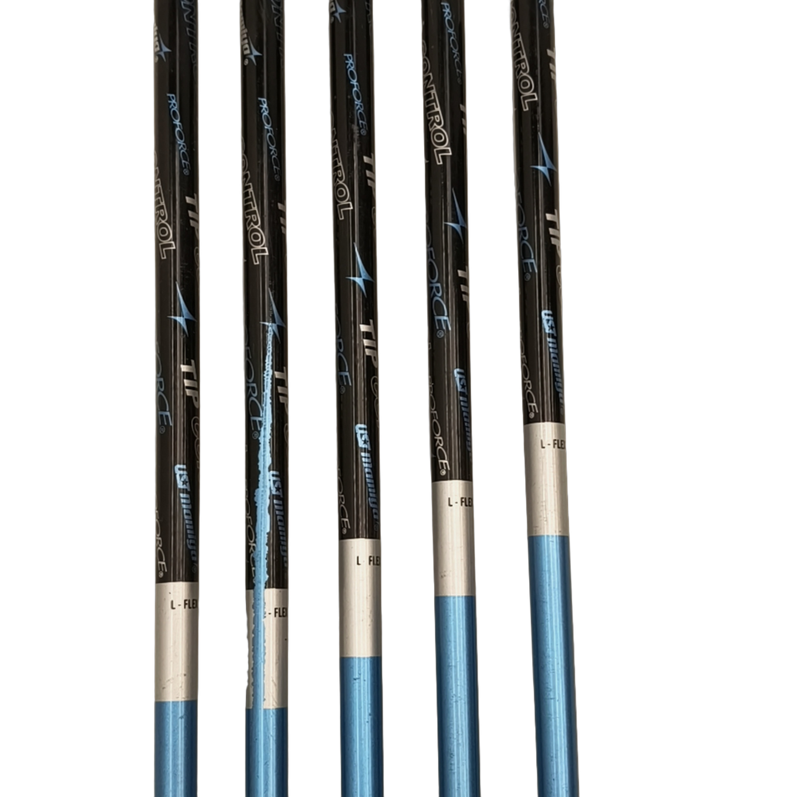 Wilson Staff Di11 Jernsæt / 7-PW+SW / Flex Ladies / Grafit [model:birefnet-general] [bg:handrolled]