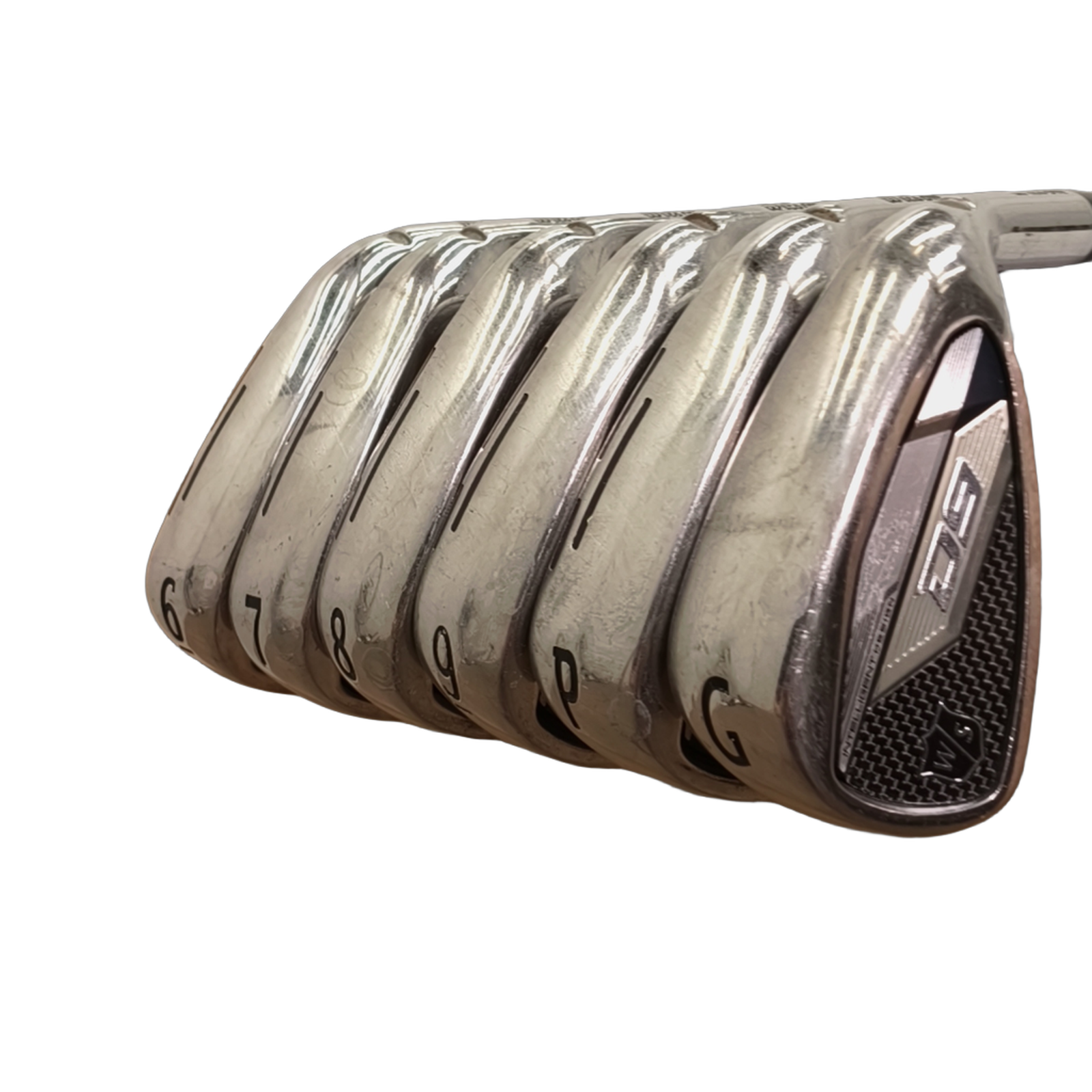 Wilson Staff D9 Jernsæt / 6-PW+GW / Flex A-flex / Grafit [model:birefnet-general] [bg:handrolled]