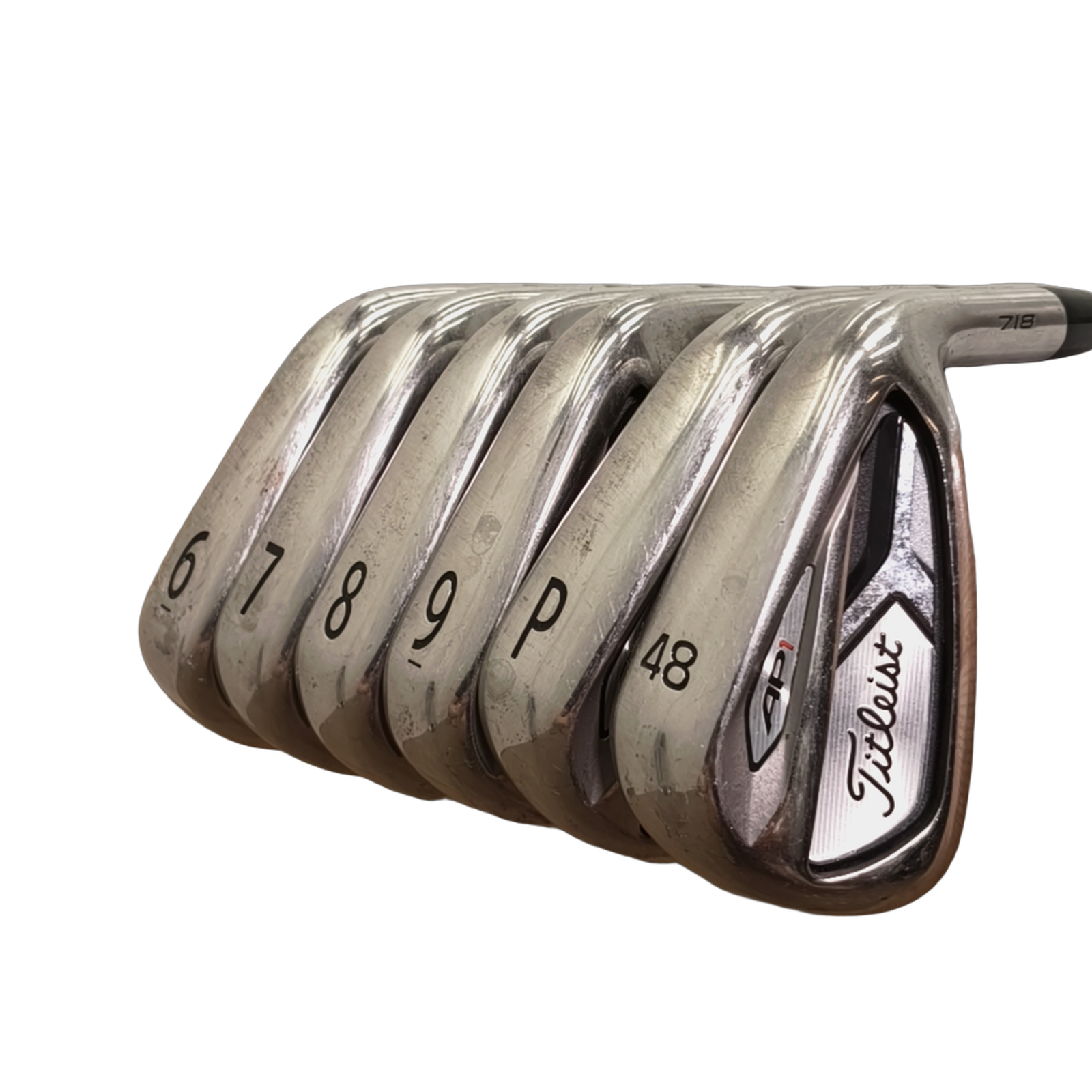 Titleist AP1 718 Jernsæt / 6-PW+GW / Flex Regular / Stål [model:birefnet-general] [bg:handrolled]