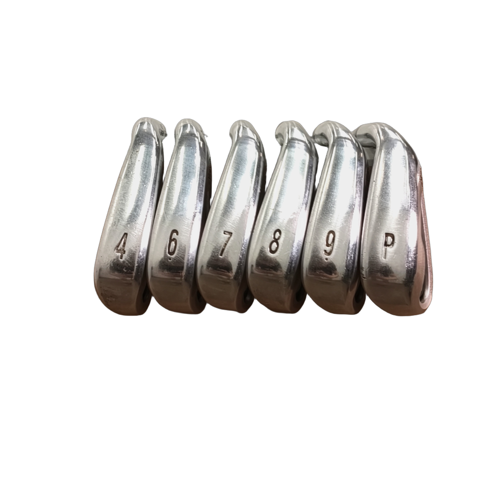 Cleveland 588 TT Jernsæt / 4i+6-PW / Flex Stiff / Stål [model:birefnet-general] [bg:handrolled]