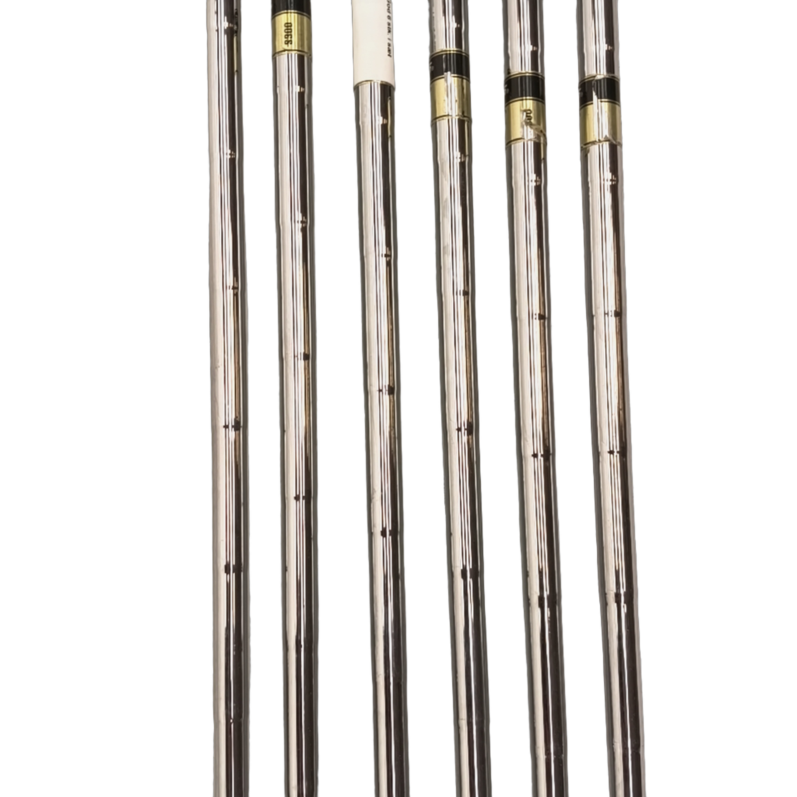 Cleveland 588 TT Jernsæt / 4i+6-PW / Flex Stiff / Stål [model:birefnet-general] [bg:handrolled]