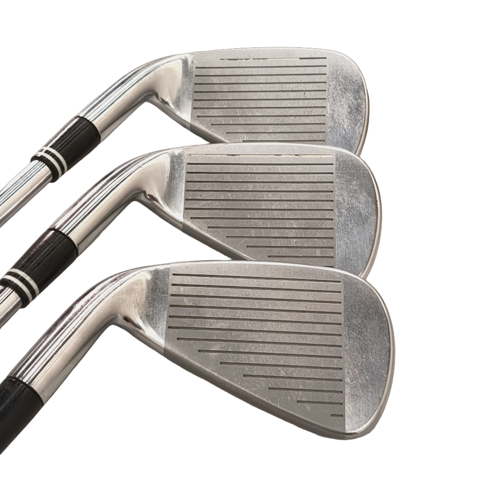 Cleveland 588 TT Jernsæt / 4i+6-PW / Flex Stiff / Stål [model:birefnet-general] [bg:handrolled]