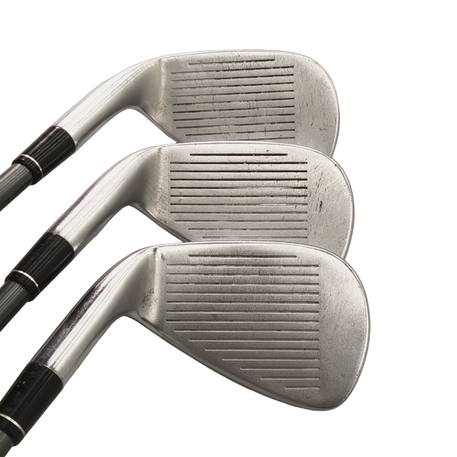 TaylorMade R9 Jernsæt / 5-PW+SW / Flex Regular / Grafit [model:birefnet-general] [bg:handrolled]