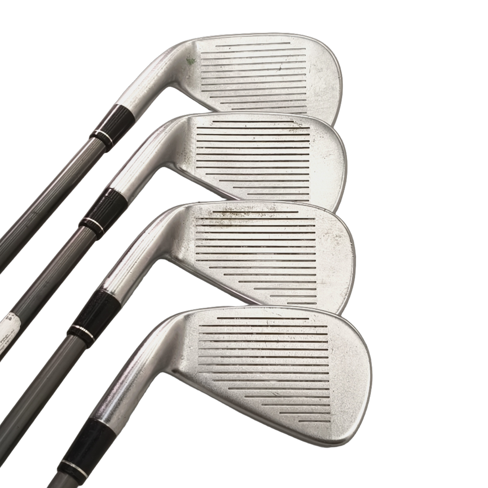 TaylorMade R9 Jernsæt / 5-PW+SW / Flex Regular / Grafit [model:birefnet-general] [bg:handrolled]