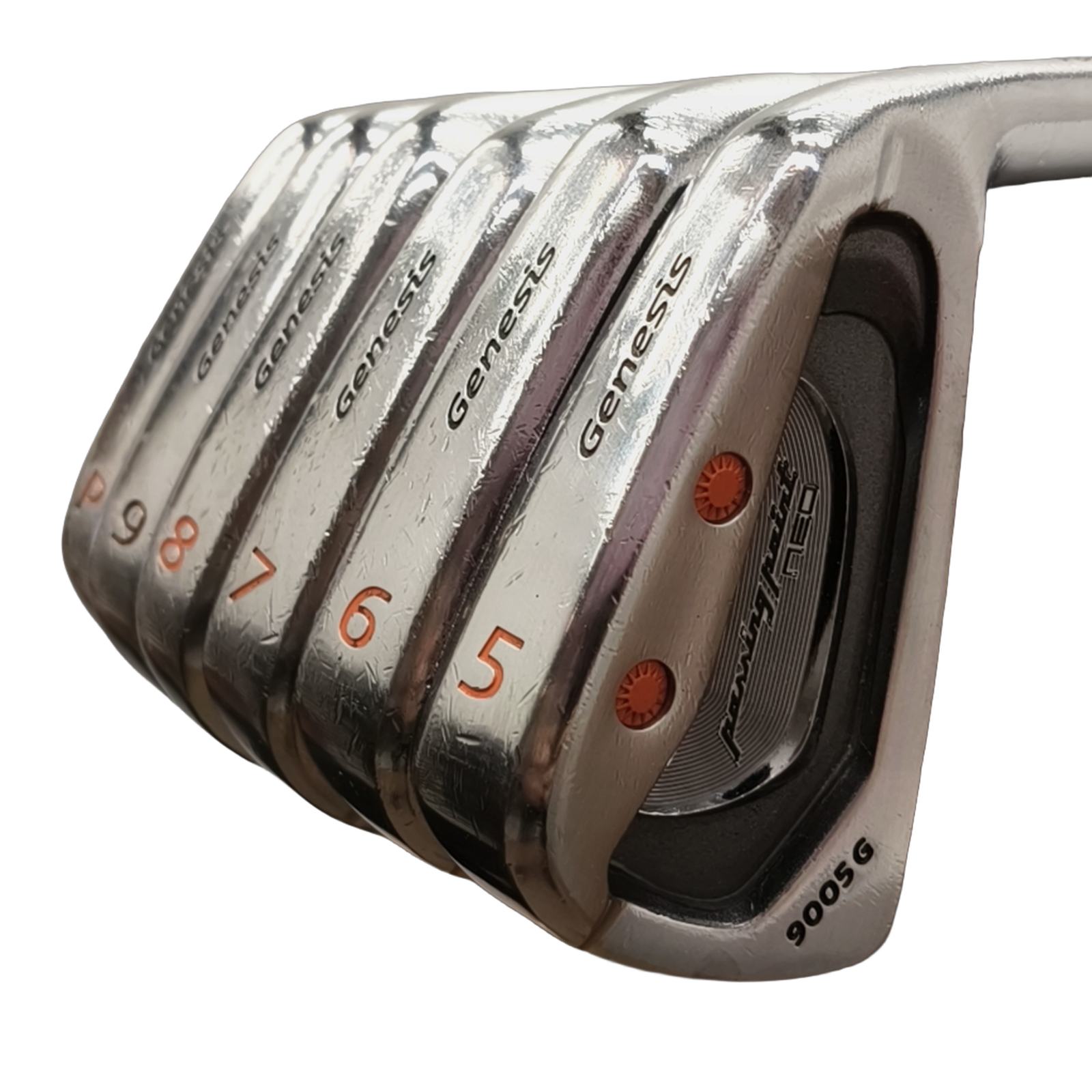 Genesis NEO Jernsæt / 5-PW / Flex Regular / Stål [model:birefnet-general] [bg:handrolled]
