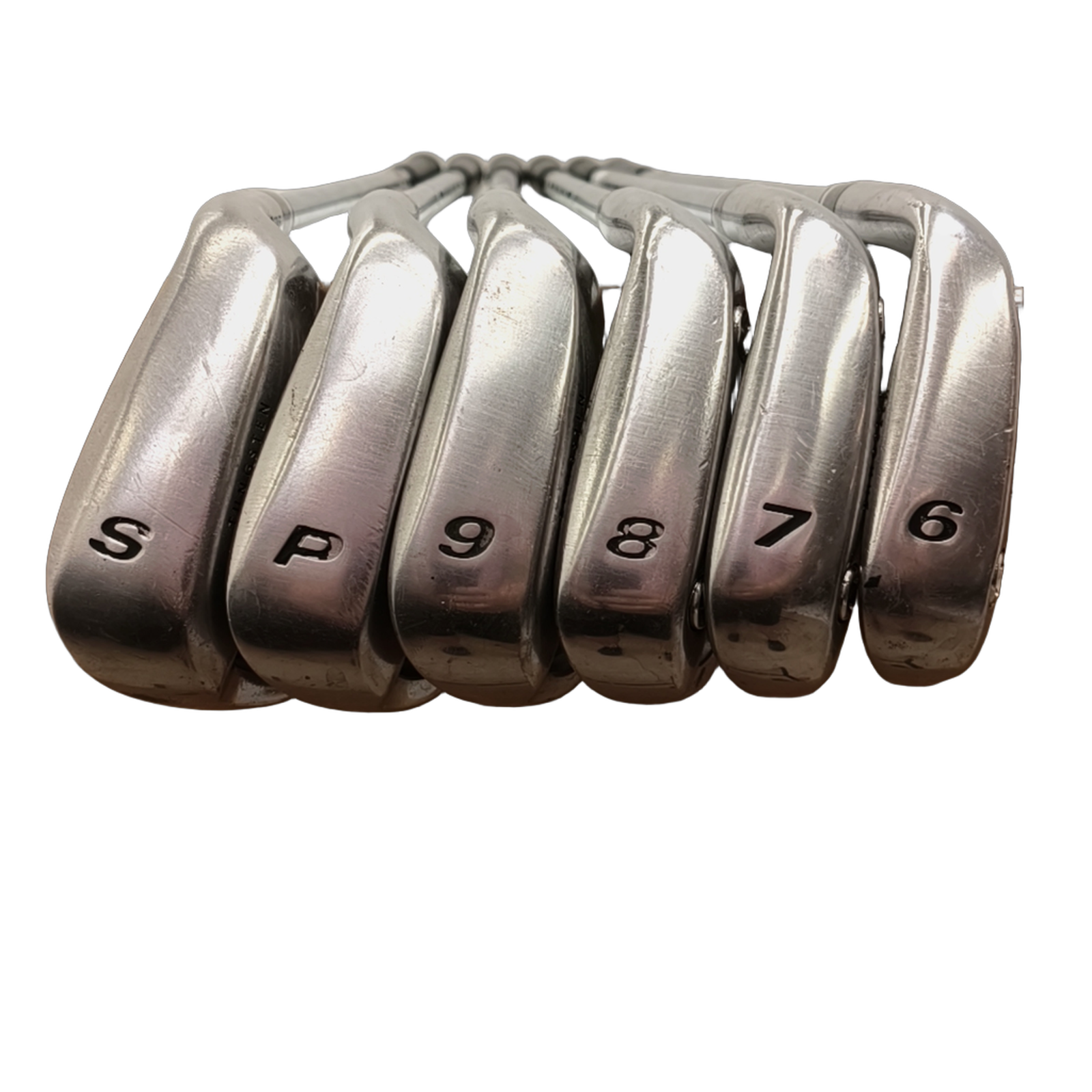 MD Golf Blackhawk Jernsæt / 6-PW+SW / Flex Regular / Stål [model:birefnet-general] [bg:handrolled]