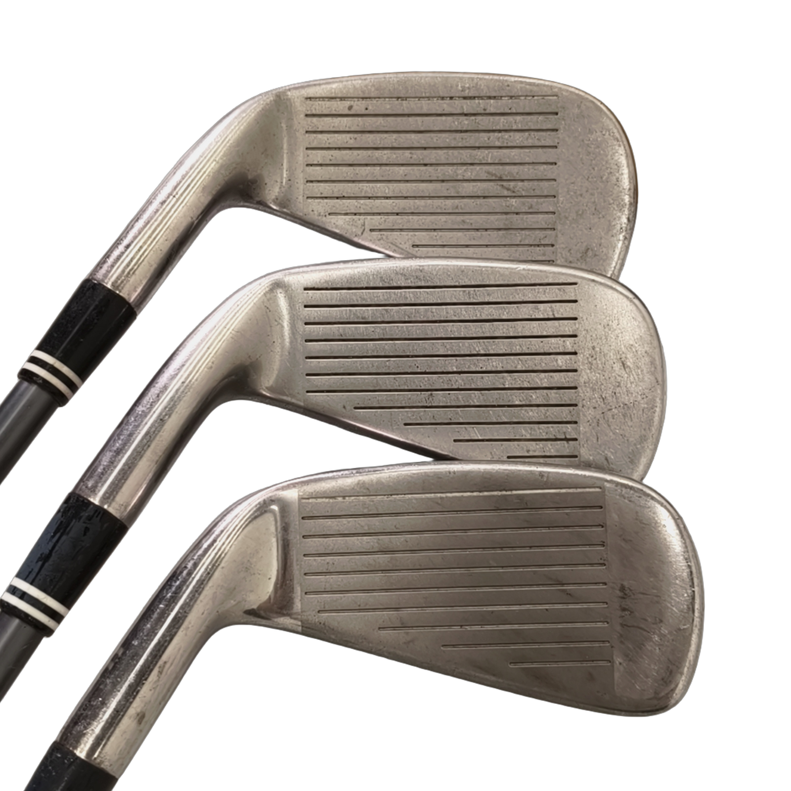 Cleveland HB3 Jernsæt / 5-PW / Flex Regular / Grafit [model:birefnet-general] [bg:handrolled]
