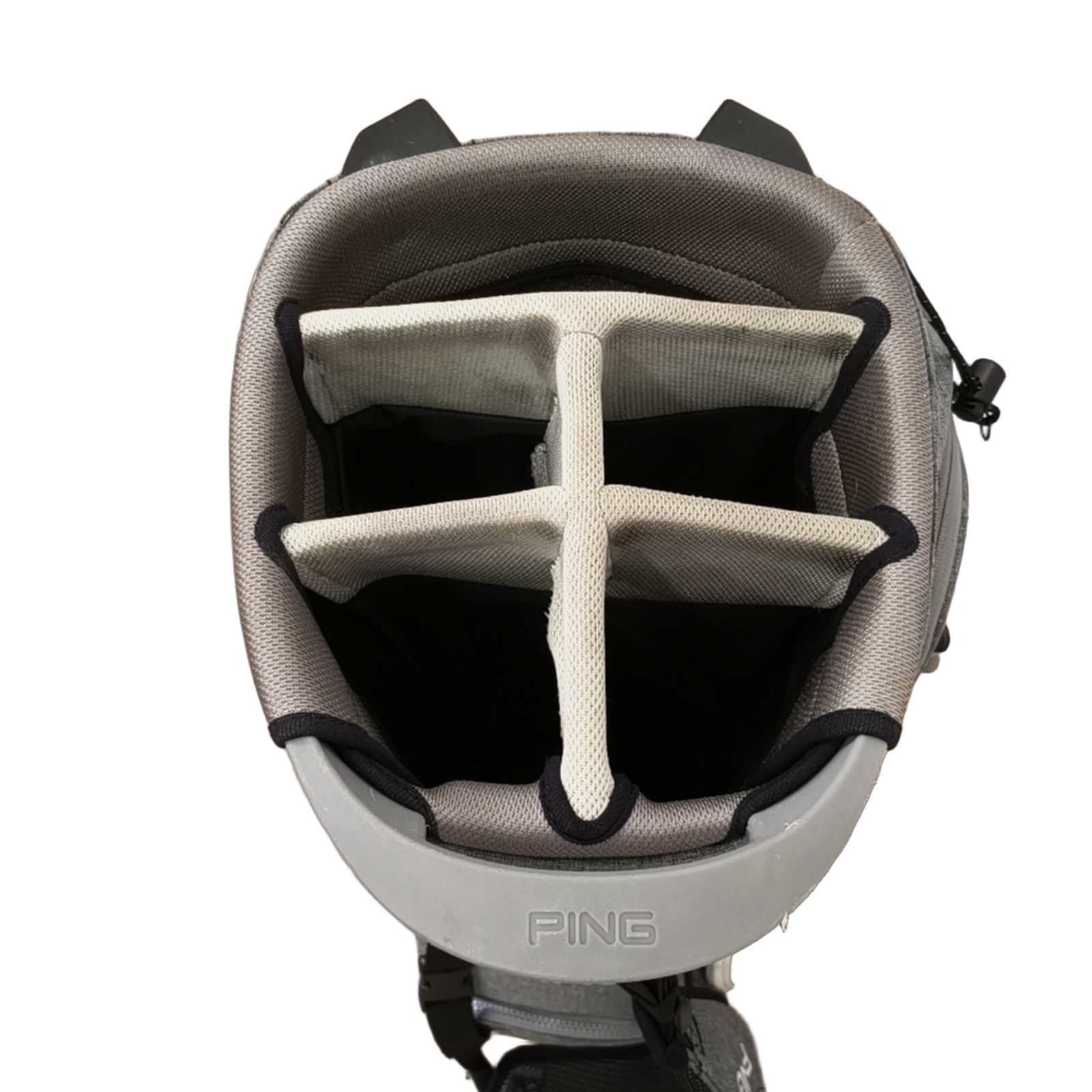 PING Hoofer Golf Bag / 5-Rum / Grå [model:birefnet-general] [bg:handrolled]