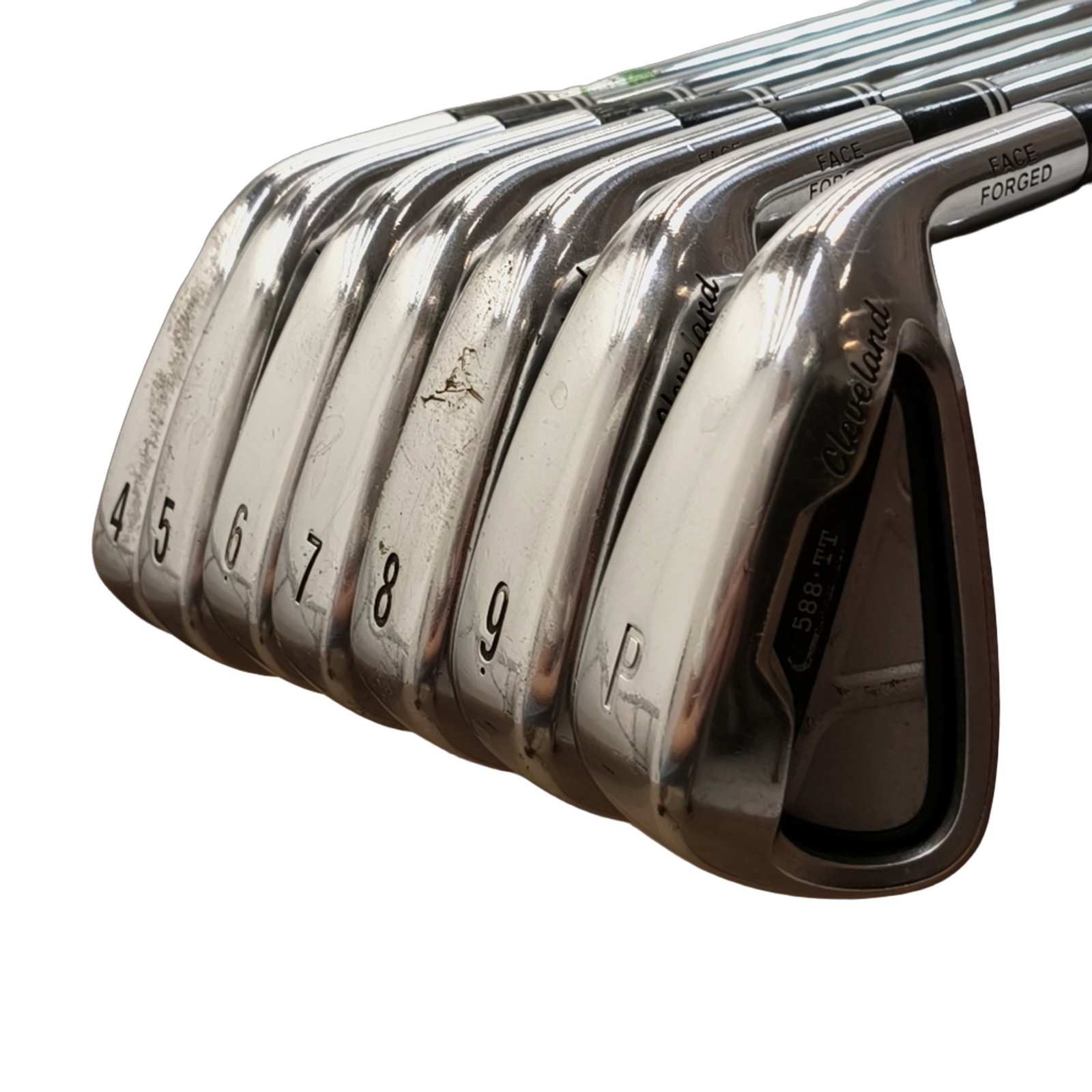 Cleveland 588 TT Jernsæt / 4-PW / Flex Stiff / Stål [model:birefnet-general] [bg:handrolled]
