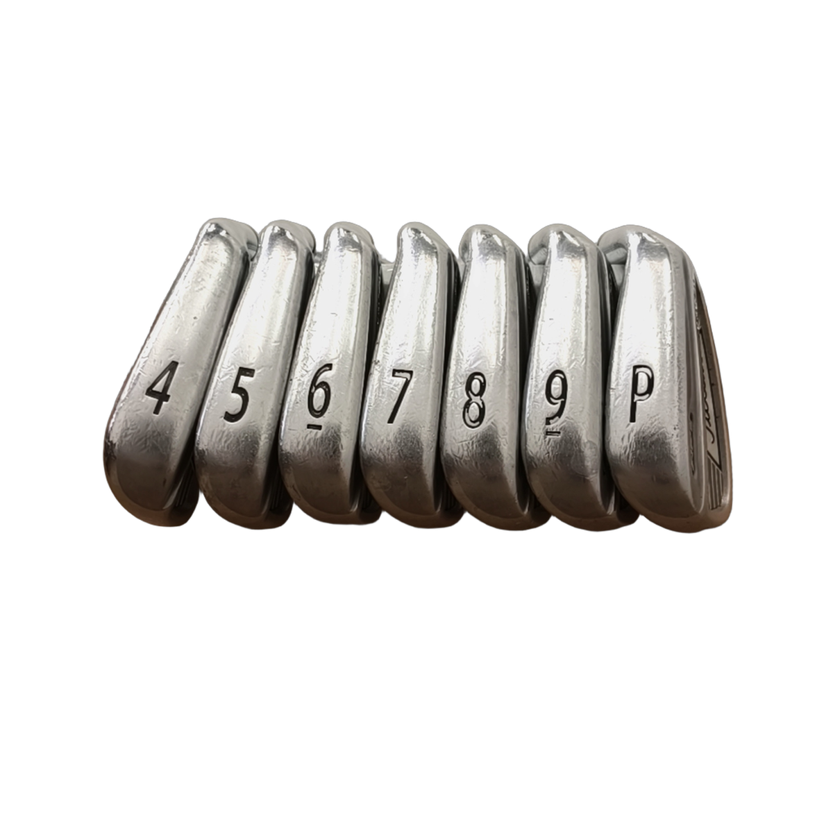 Titleist AP2 710 Set di ferri / 4-PW / Flex Regular / Acciaio [model:birefnet-general] [bg:handrolled]