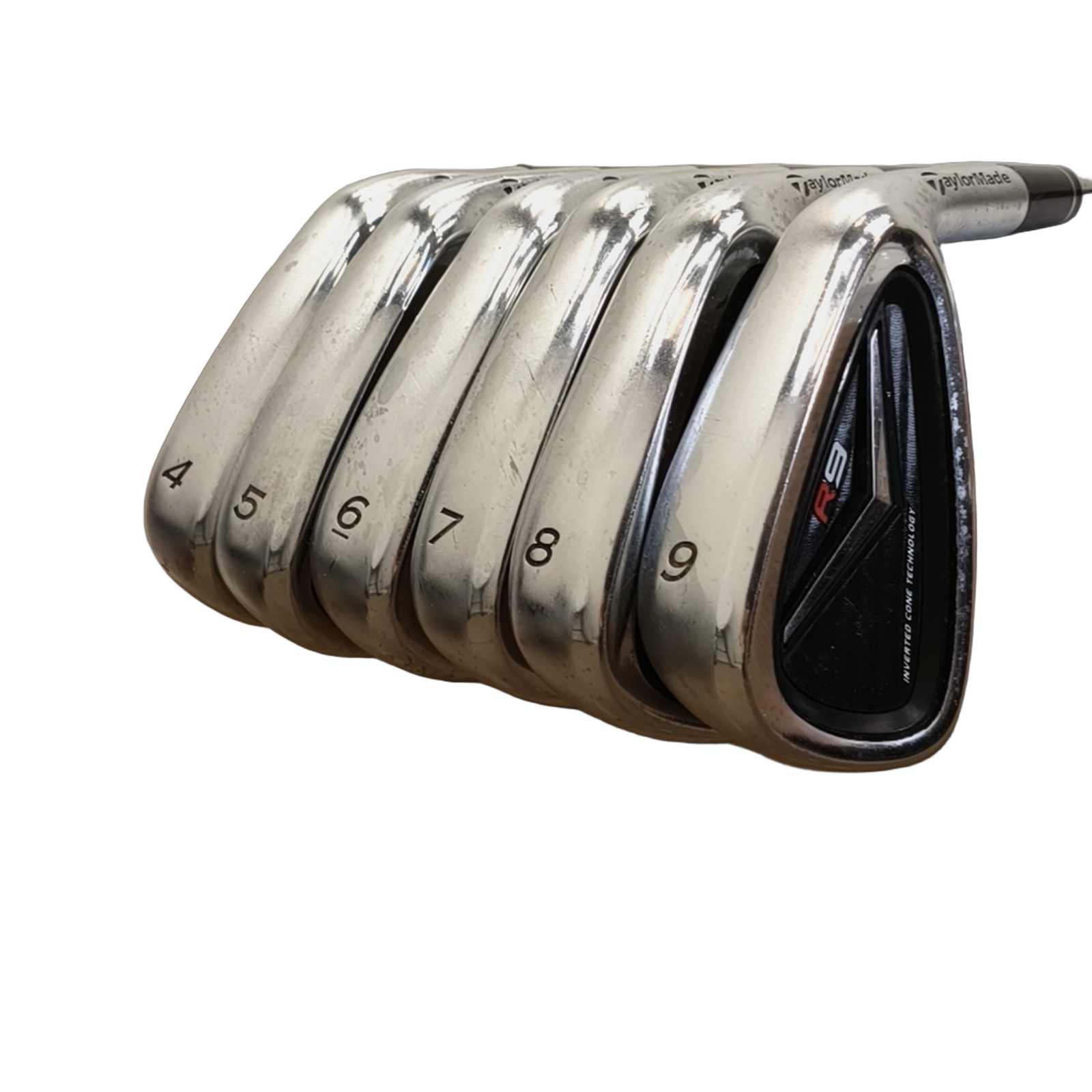 TaylorMade R9 Jernsæt / 4-9i / Flex Regular / Stål [model:birefnet-general] [bg:handrolled]