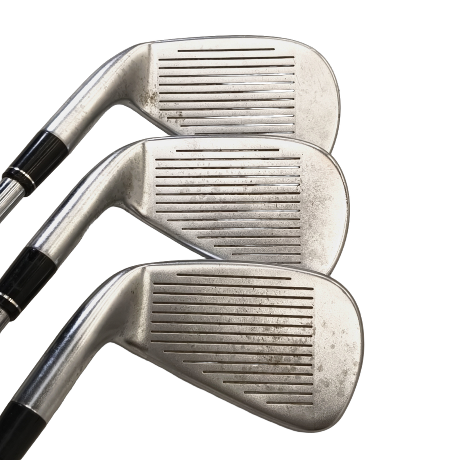 TaylorMade R9 Jernsæt / 4-9i / Flex Regular / Stål [model:birefnet-general] [bg:handrolled]