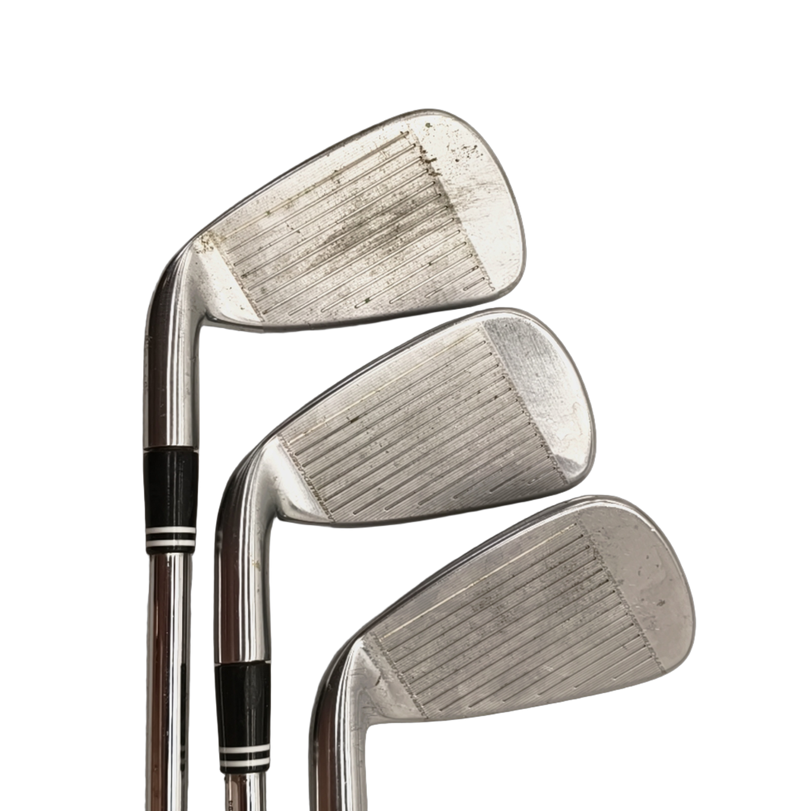 Cleveland CG16 iron set / 5-PW / Flex Regular / Steel [model:birefnet-general] [bg:handrolled]