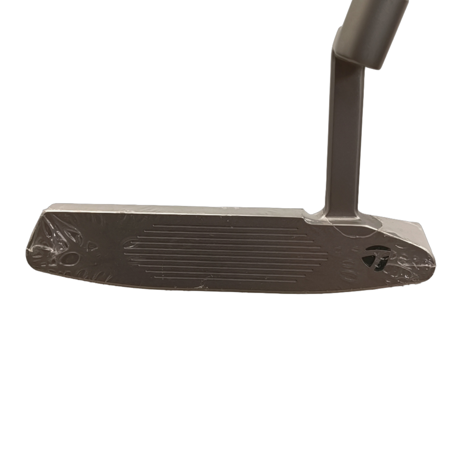 TaylorMade TP Reserve TR-B11 Putter / 34" [model:birefnet-general] [bg:handrolled]