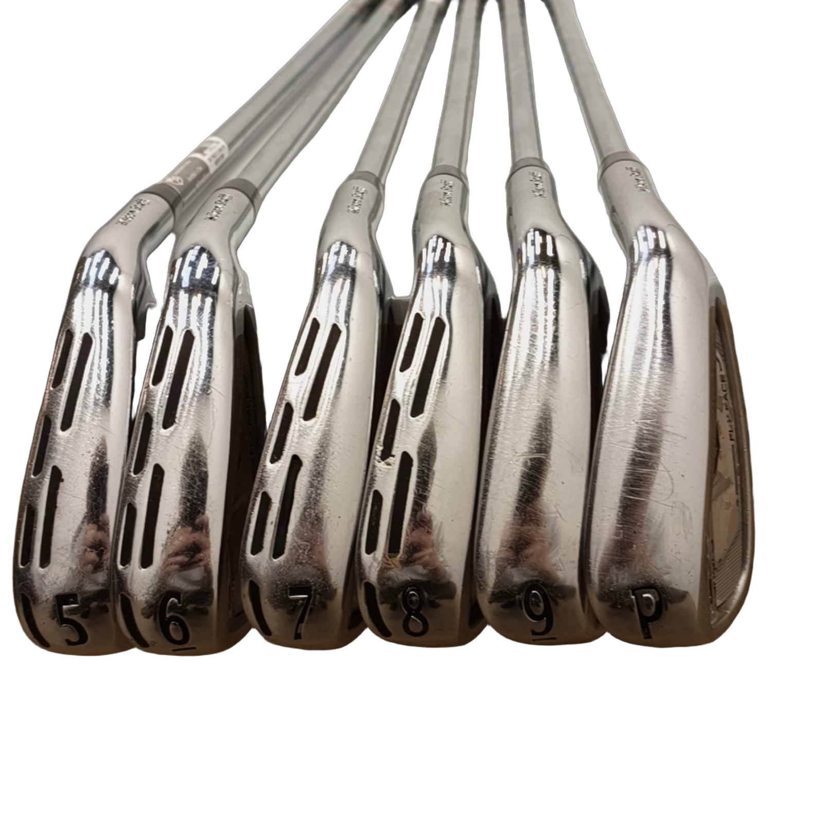 Wilson Staff C300 Forged Jernsæt / 5-PW / Flex Regular / Stål [model:birefnet-general] [bg:handrolled]