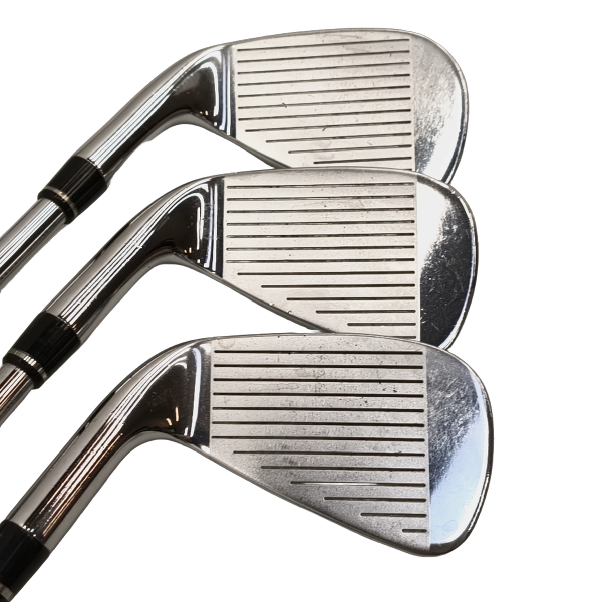 Wilson Staff C300 Forged Jernsæt / 5-PW / Flex Regular / Stål [model:birefnet-general] [bg:handrolled]