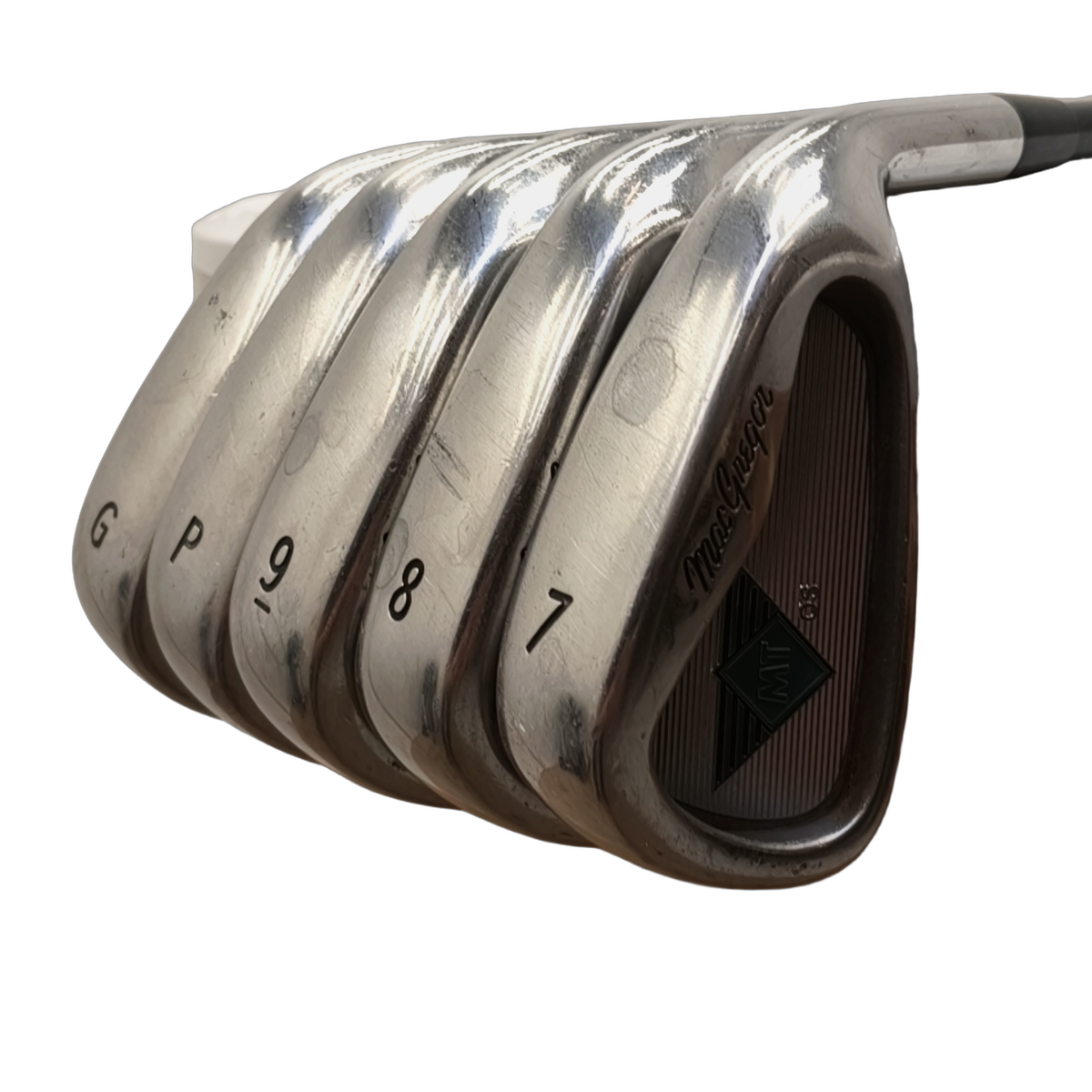MacGregor MT-OS Jernsæt / 7-PW+GW / Flex A-flex / Grafit [model:birefnet-general] [bg:handrolled]