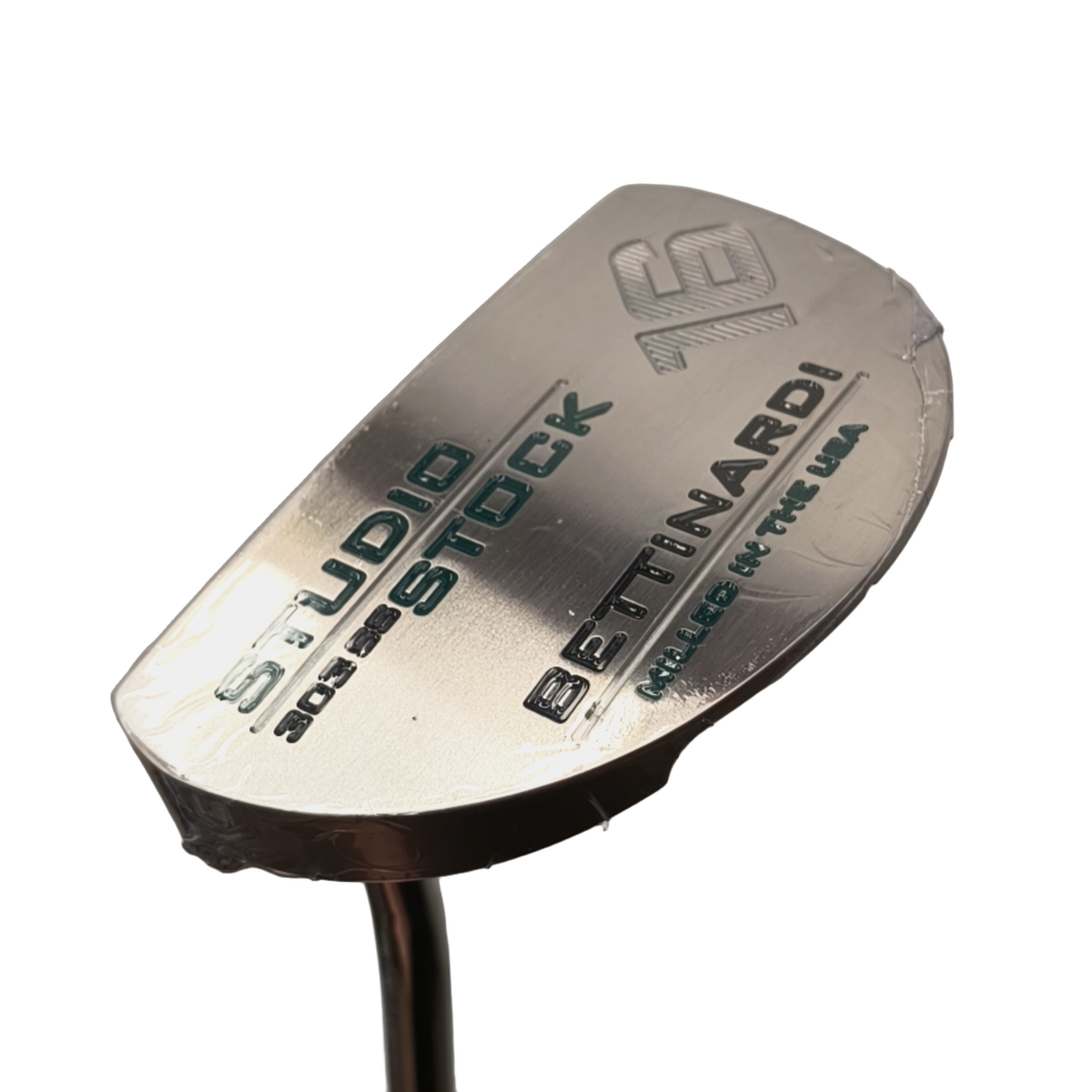 Venstre Bettinardi Studio Stock 16 Putter / 34" [model:birefnet-general] [bg:handrolled]