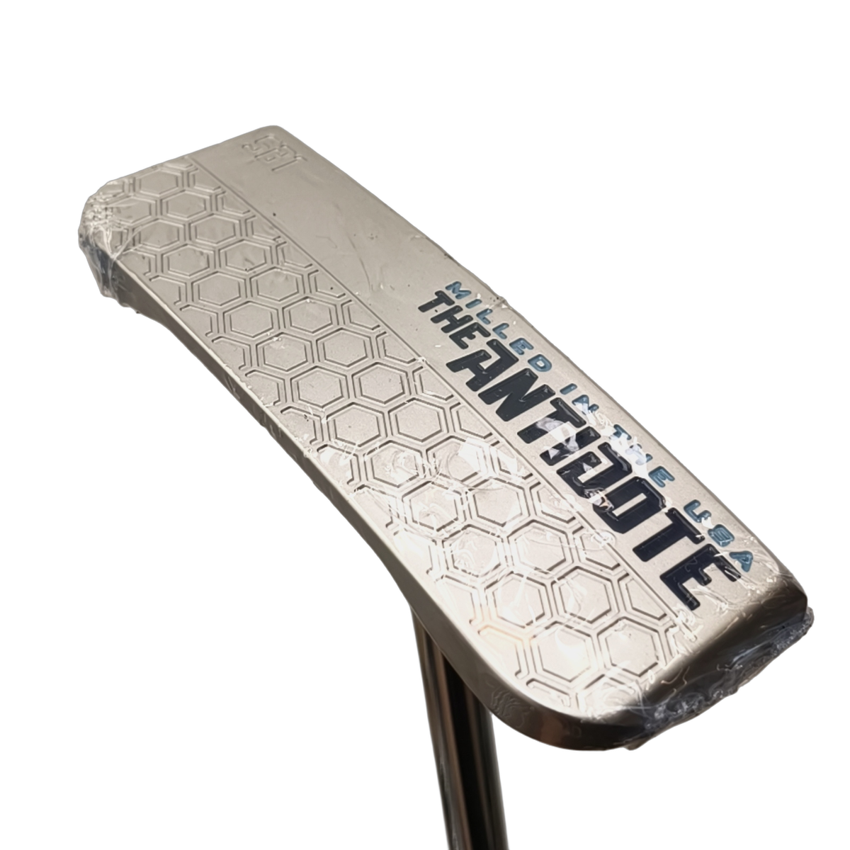 Bettinardi The Antidote SB1 CS Putter / 34" [model:birefnet-general] [bg:handrolled]