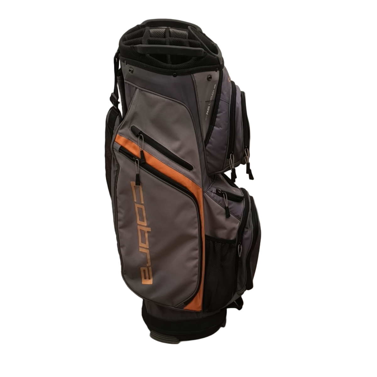 Cobra  Golf Bag / 14-Rum / Grå [model:birefnet-general] [bg:handrolled]
