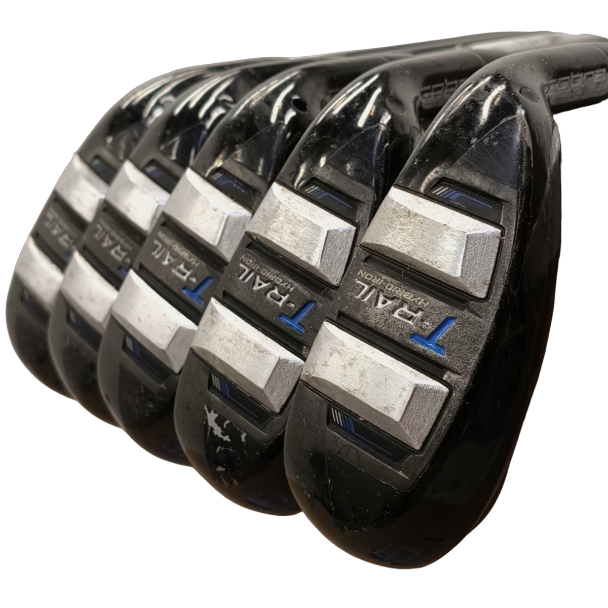 Cobra T-rail Jernsæt / 5-6i+8i-PW / Flex A-flex / Grafit [model:birefnet-general] [bg:handrolled]