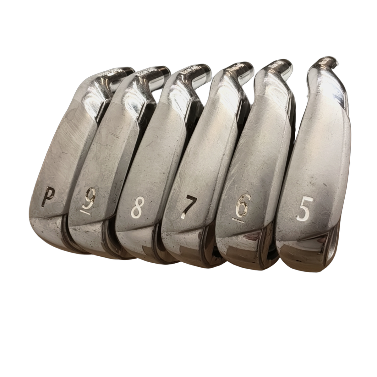 Wilson Staff D100 Jernsæt / 5-PW / Flex Ladies / Grafit [model:birefnet-general] [bg:handrolled]