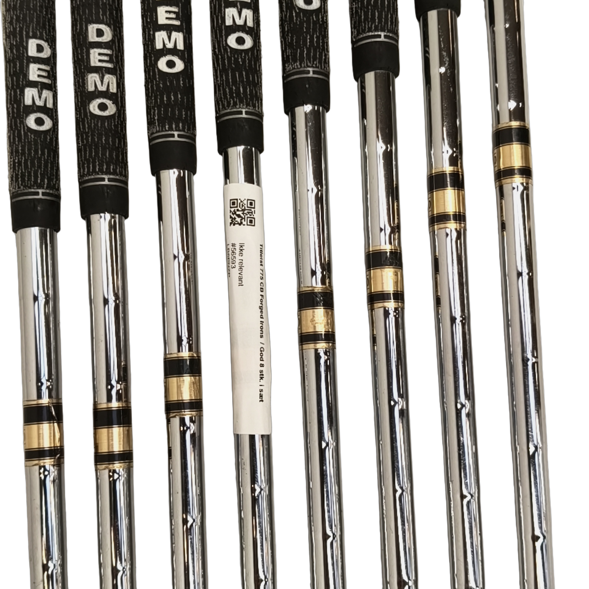 Titleist 775CB Jernsæt / 3-PW / Flex Regular / Stål [model:birefnet-general] [bg:handrolled]