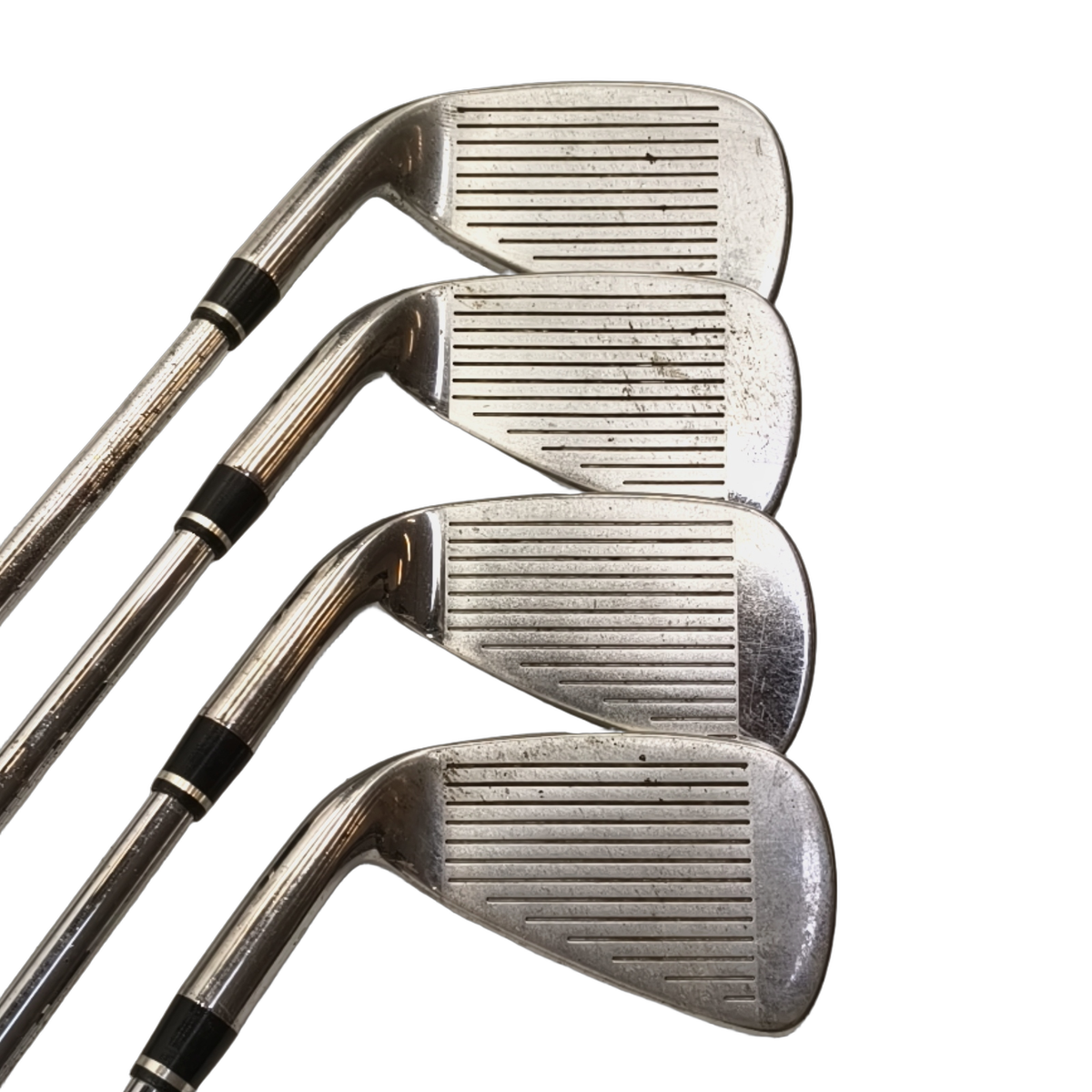 Wilson Staff Di6 Jernsæt / 4-PW+SW / Flex Regular / Stål [model:birefnet-general] [bg:handrolled]