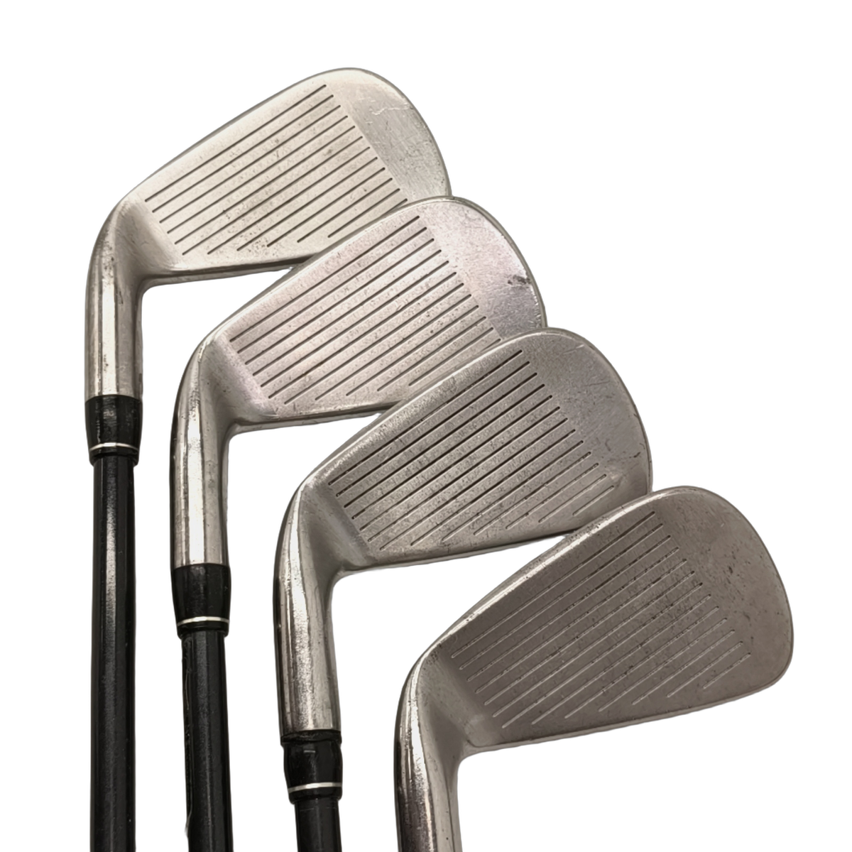 TaylorMade 320 Iron Set / 3+5i-9+SW / Flex Regular / Graphite [model:birefnet-general] [bg:handrolled]
