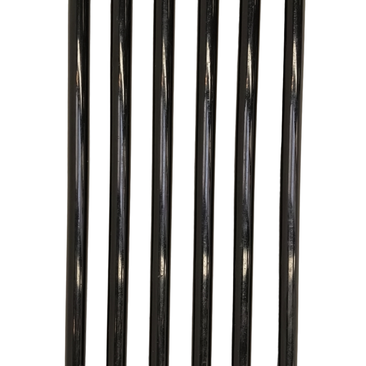 Mercury T.U.C Irons / 5-PW / Flex Regular / Graphite [model:birefnet-general] [bg:handrolled]