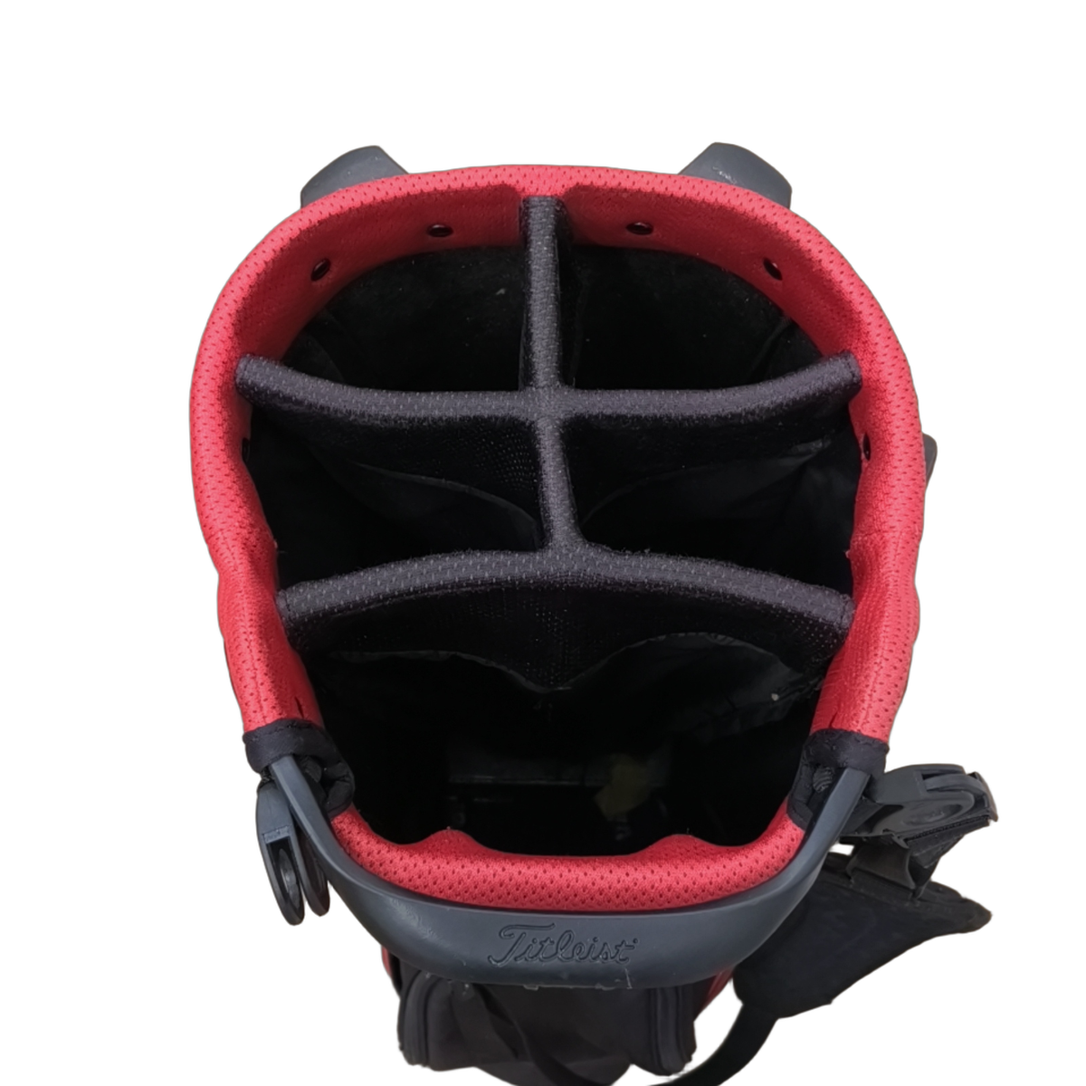 Titleist Golf Bag / 5-Compartment / Black [model:birefnet-general] [bg:handrolled]