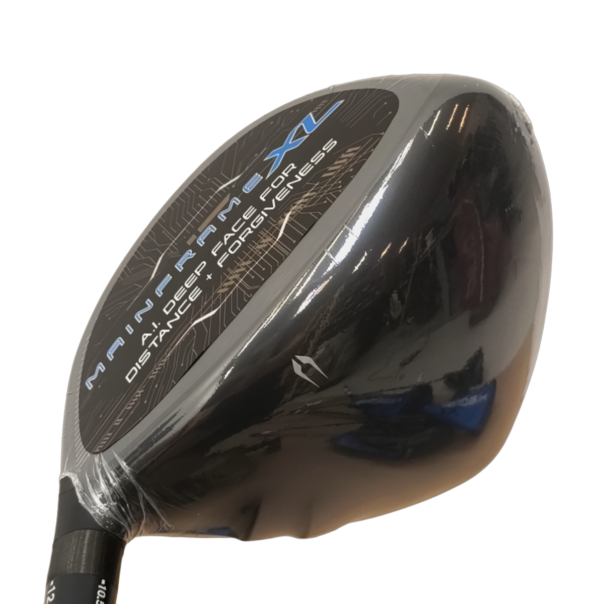 Cleveland Hibore XL 2025 Driver / Flex Regular / Loft 10.5 [model:birefnet-general] [bg:handrolled]