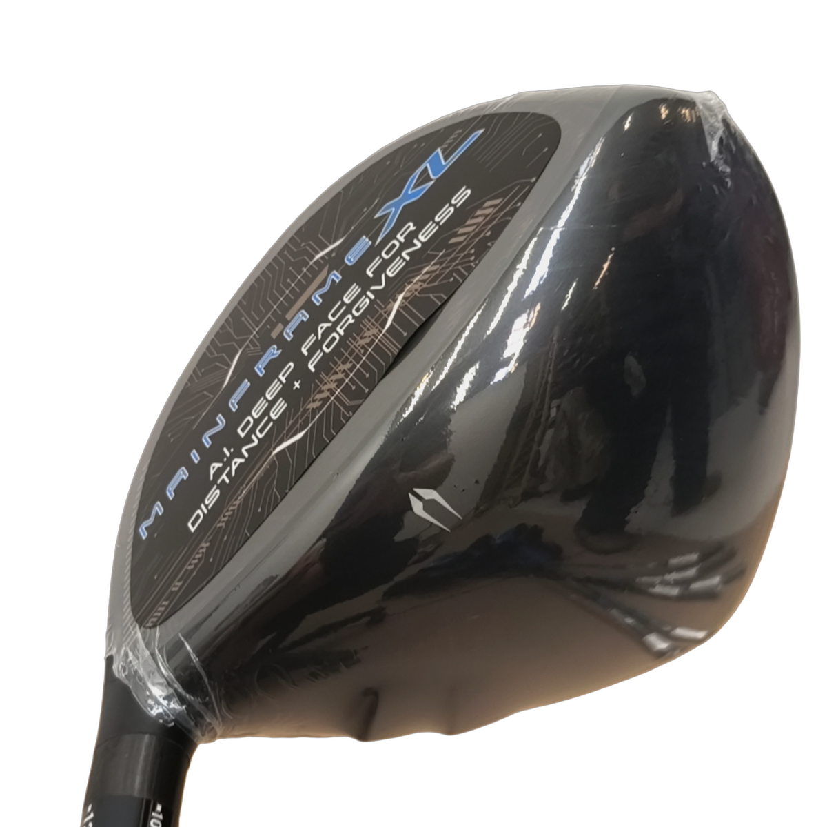 Cleveland Hibore XL 2025 Driver / Flex Regular / Loft 10.5 [model:birefnet-general] [bg:handrolled]