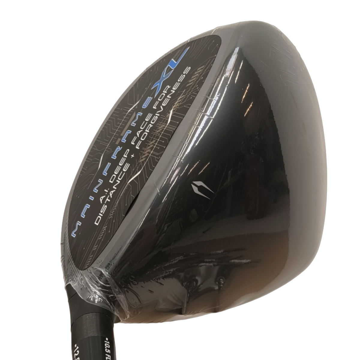 Cleveland Hibore XL 2025 Driver / Flex Regular / Loft 10.5 [model:birefnet-general] [bg:handrolled]