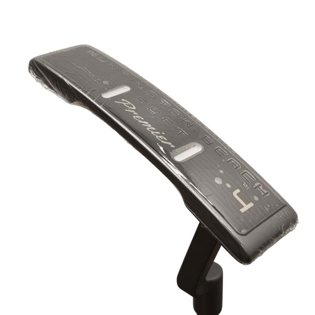 Cleveland Huntington Beach #4 Putter / 33" [model:birefnet-general] [bg:handrolled]