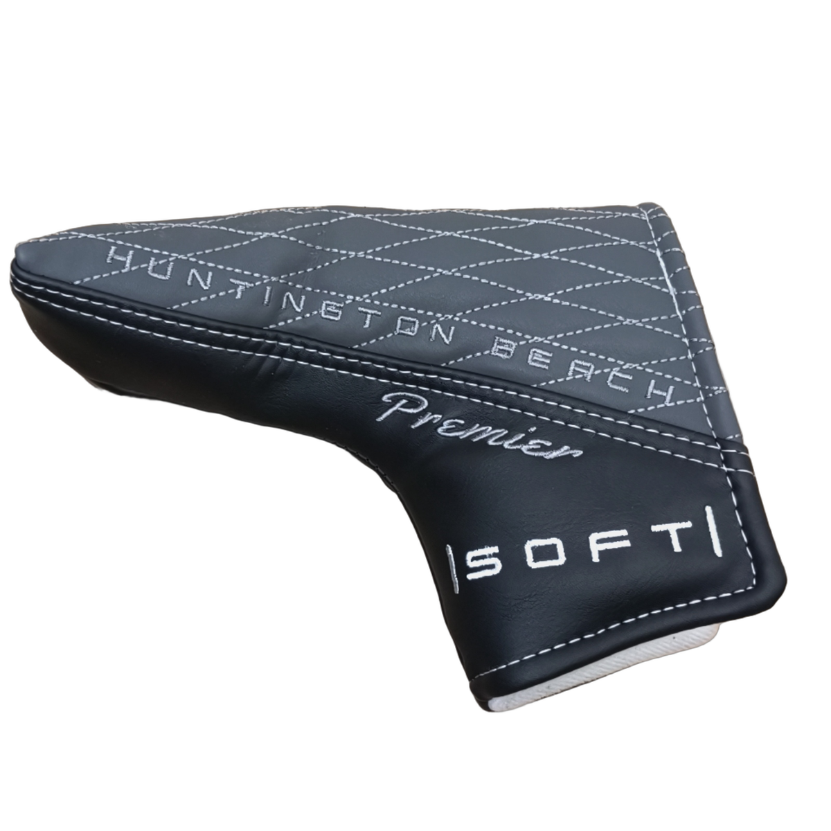 Cleveland Huntington Beach Soft Premier #4 Putter / 33" [model:birefnet-general] [bg:handrolled]