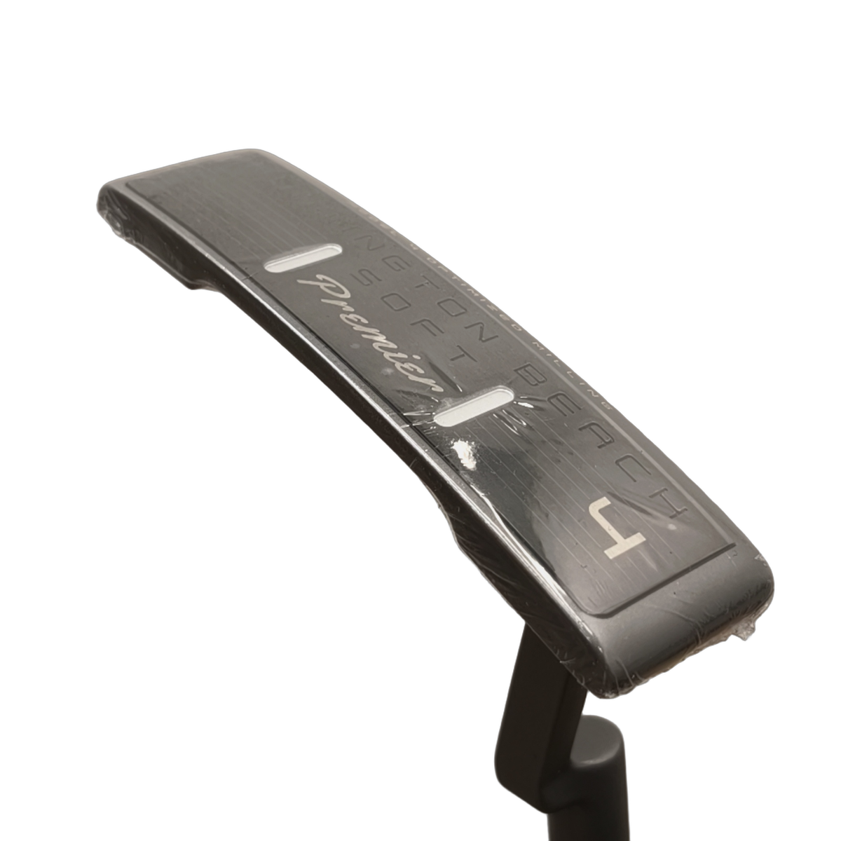 Cleveland Huntington Beach Soft Premier #4 Putter / 33" [model:birefnet-general] [bg:handrolled]