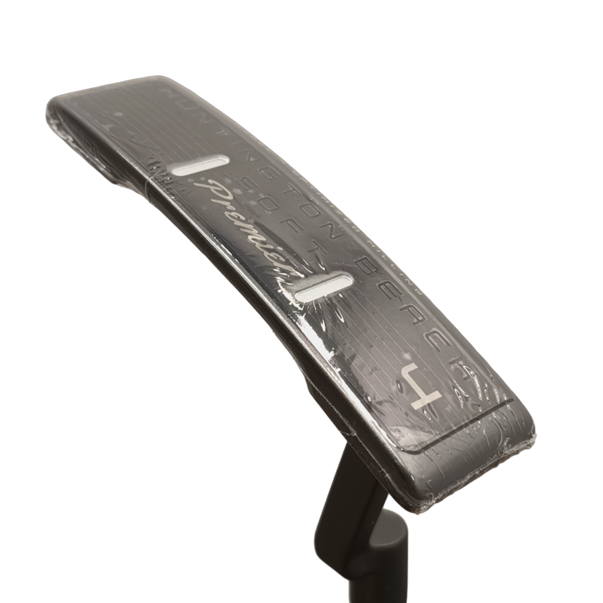 Cleveland Huntington Beach Soft Premier #4 Putter / 33" [model:birefnet-general] [bg:handrolled]