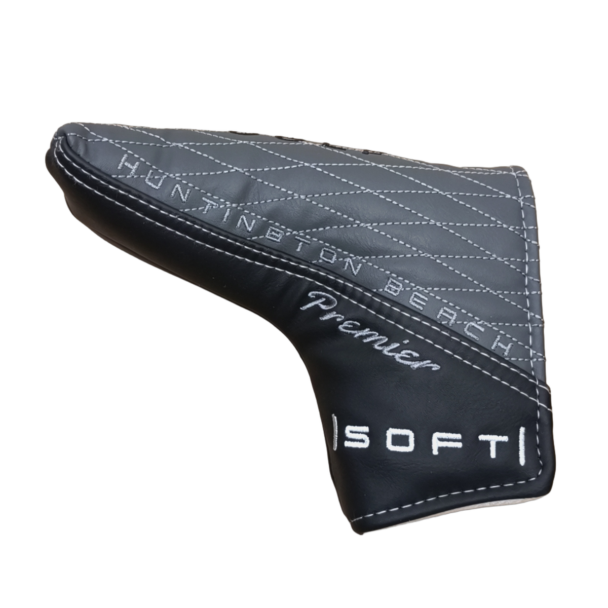 Cleveland Huntington Beach Soft Premier #4 Putter / 33" [model:birefnet-general] [bg:handrolled]