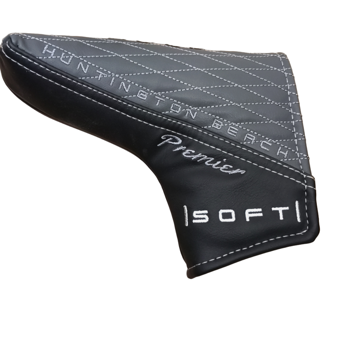 Cleveland Huntington Beach Soft Premier #4 Putter / 33" [model:birefnet-general] [bg:handrolled]